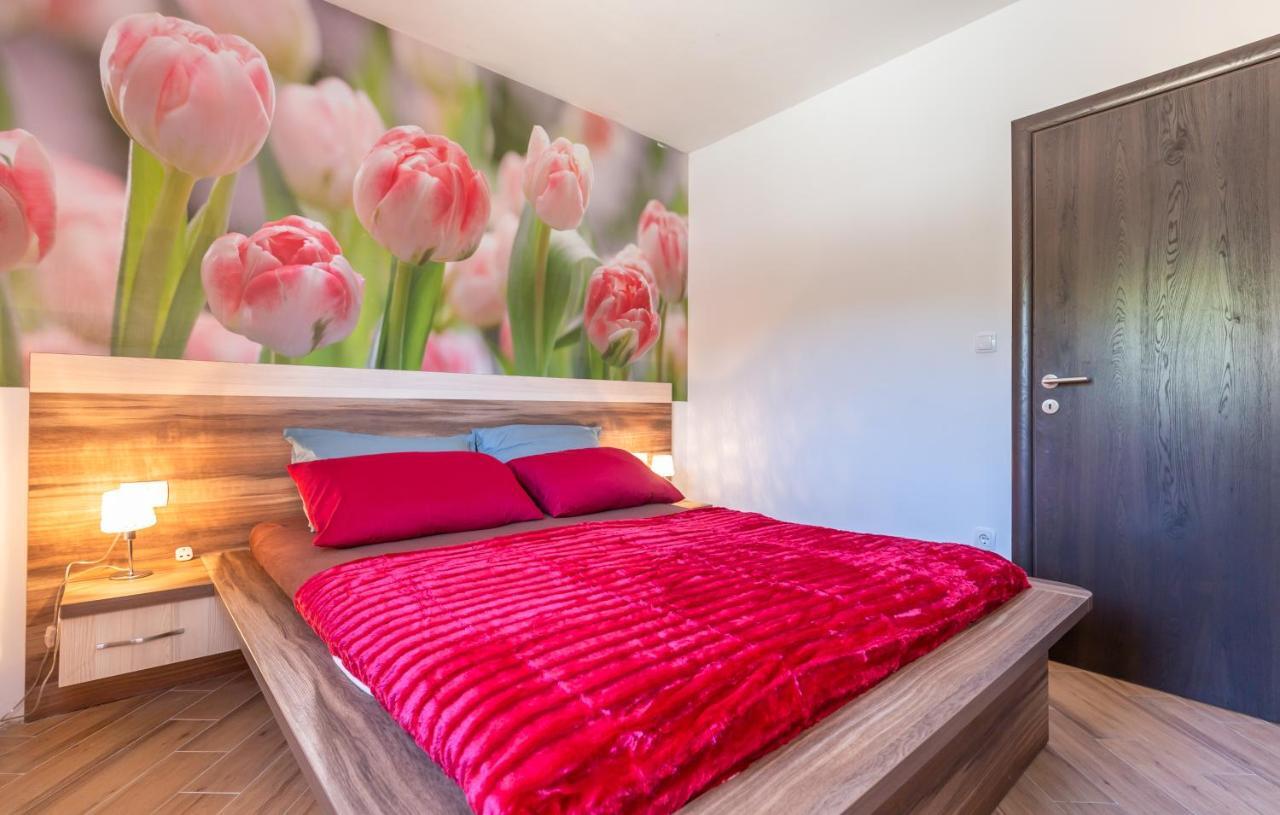 Andela 1 Appartement Makarska Buitenkant foto